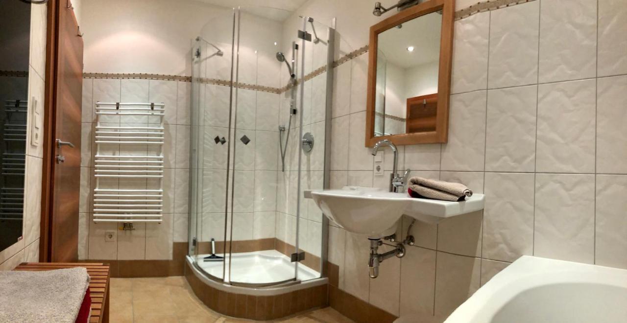 Apartment Venediger Neukirchen am Großvenediger Eksteriør bilde